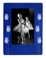 Load image into Gallery viewer, Long Stem Roses 4&quot; x 6&quot; Magnetic Photo Frame (Vertical/Portrait) - Ballet Gift Shop